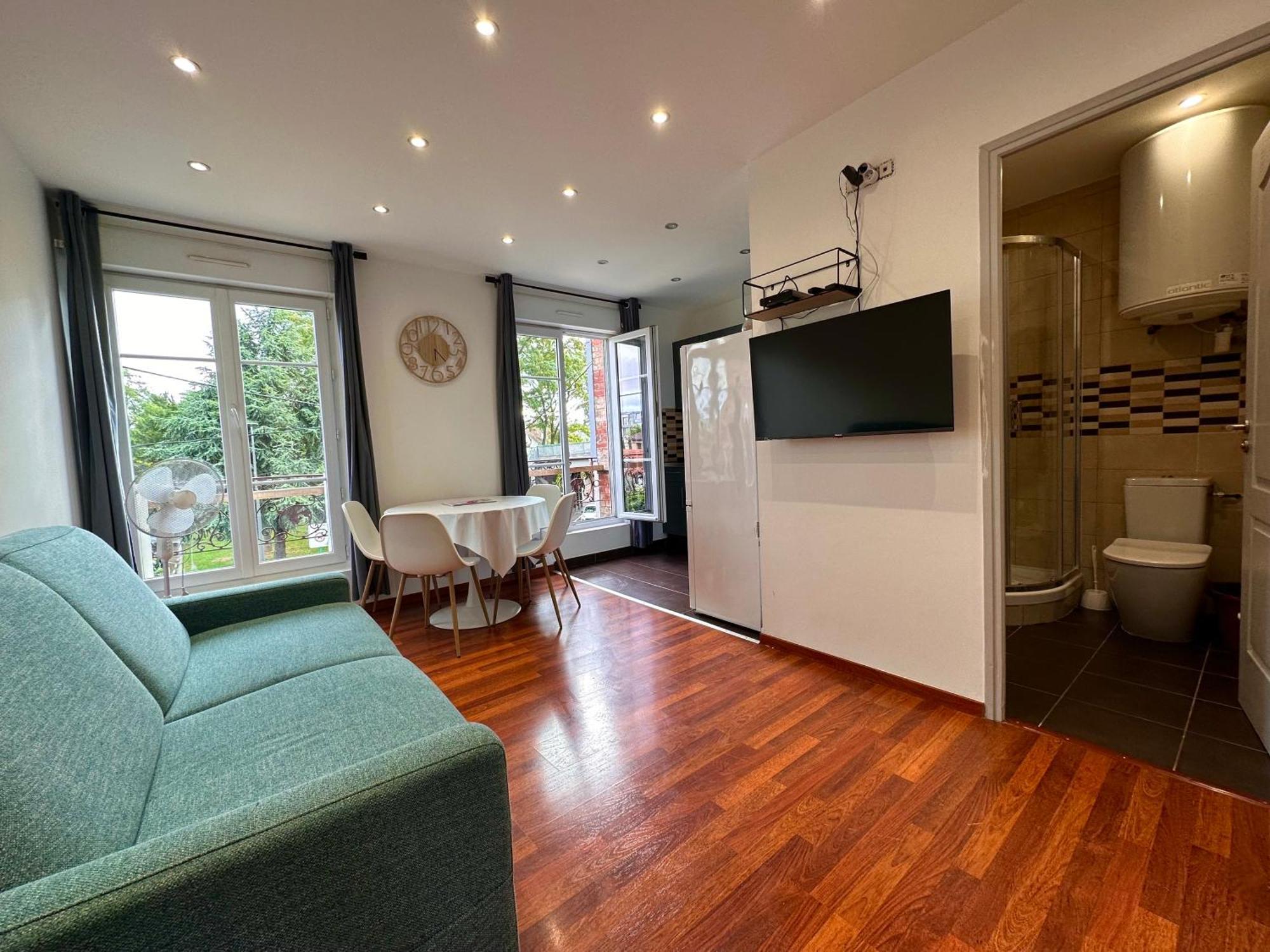 Residence 4T - 33 Bis Avenue Gaston Chauvin Aulnay-sous-Bois Eksteriør bilde